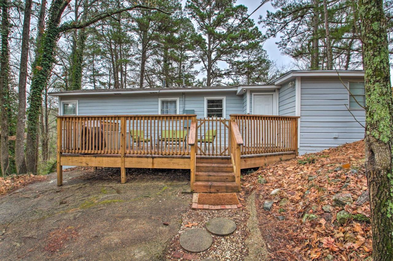 Centrally Located Hot Springs Home With Deck! エクステリア 写真