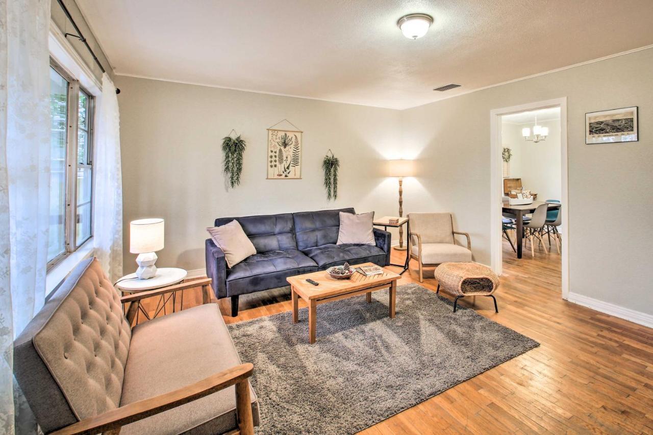 Centrally Located Hot Springs Home With Deck! エクステリア 写真