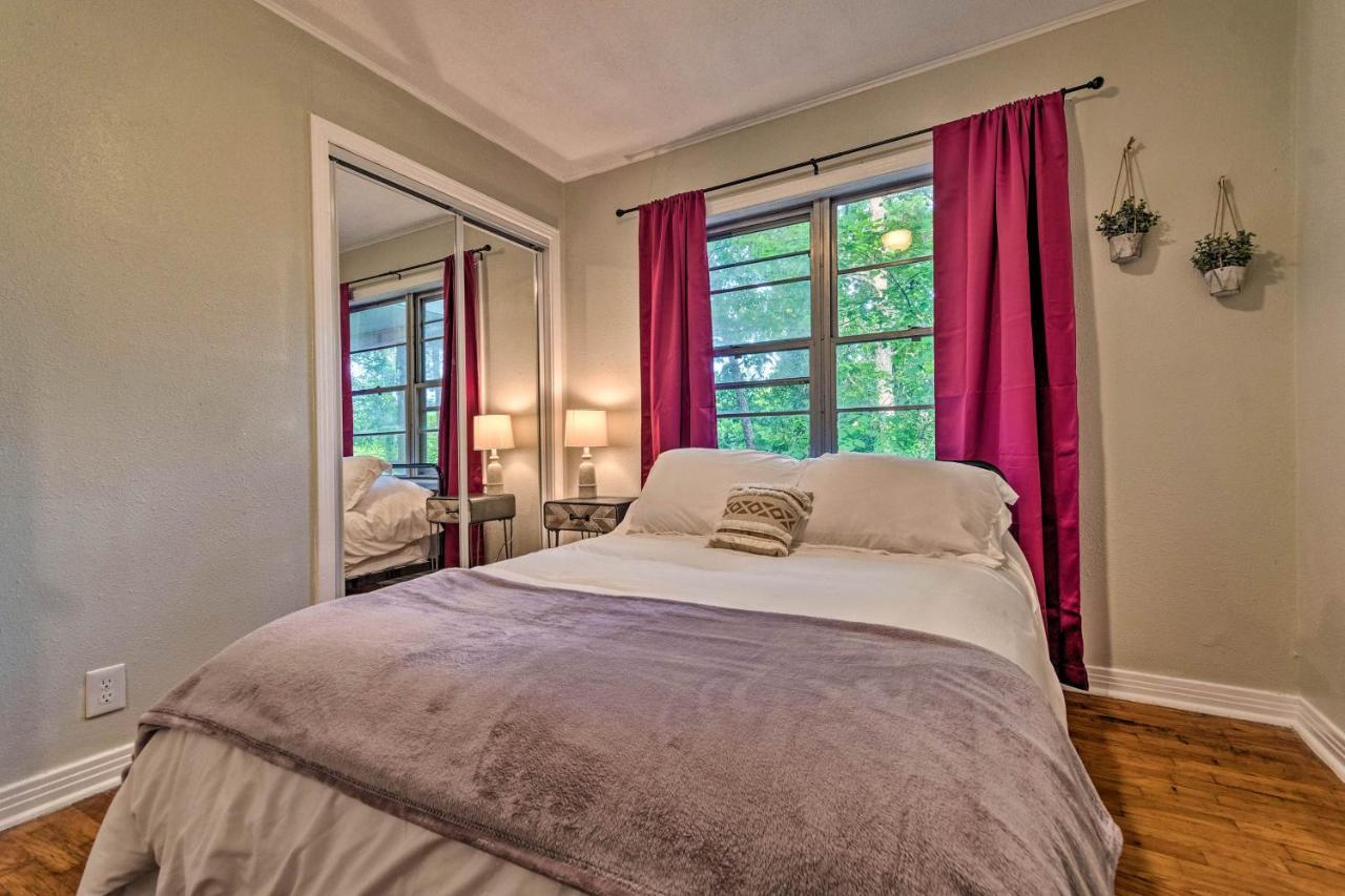Centrally Located Hot Springs Home With Deck! エクステリア 写真